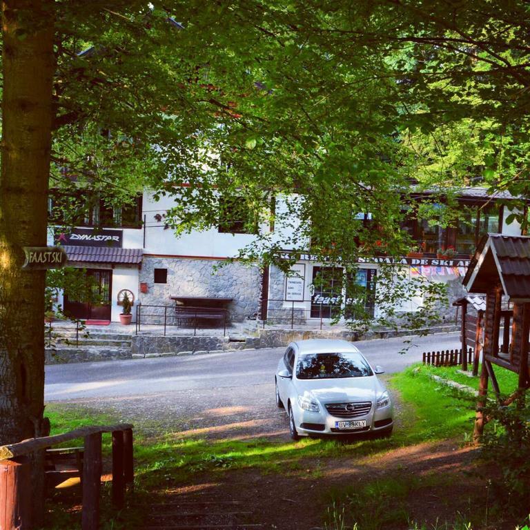 Pensiunea Faast Predeal Esterno foto